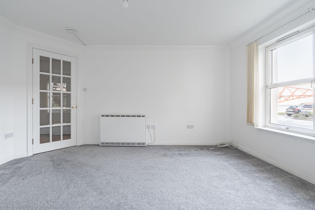 Property photo 3 of 21 Property Image 3