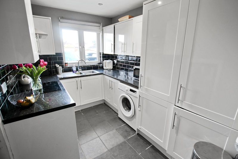 Property photo 3 of 11 Photo 11