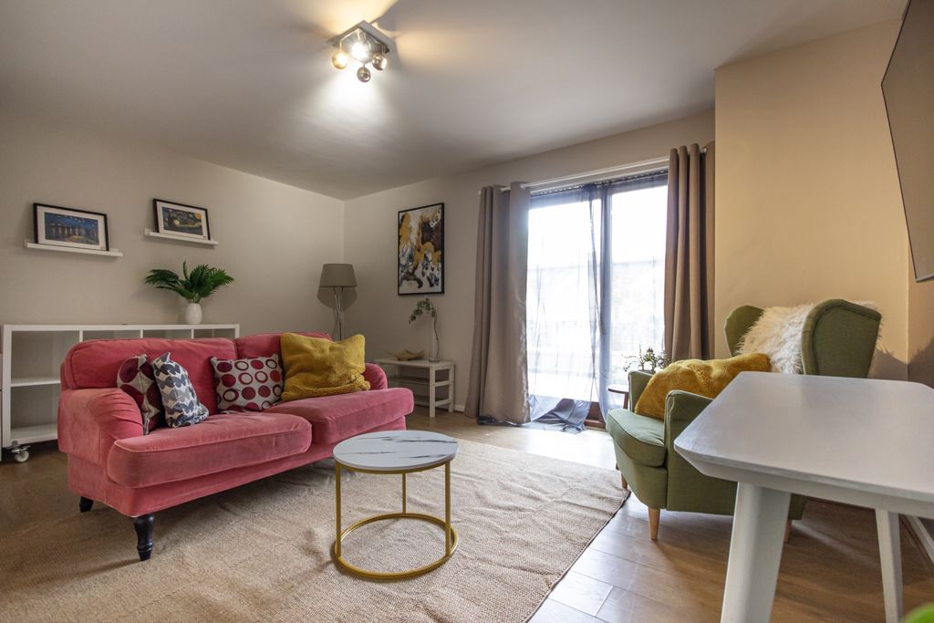 Property photo 1 of 11 1