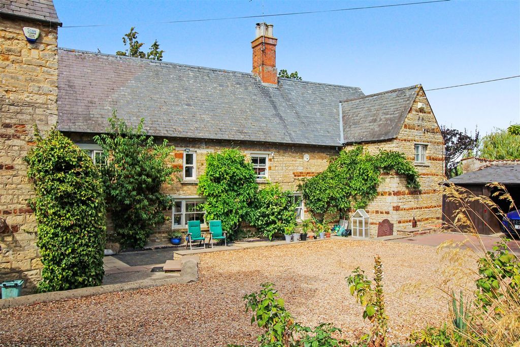 Property photo 3 of 51 Img_8446.Jpg