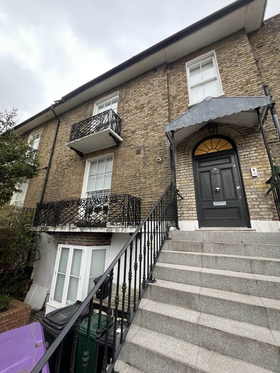 Property photo 3 of 18