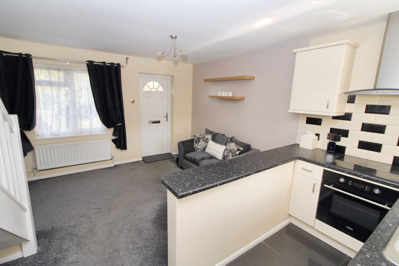 Property photo 3 of 12 Photo 10