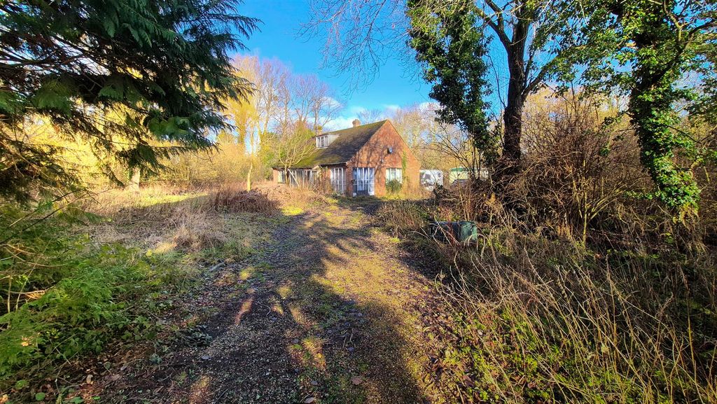 Property photo 1 of 12