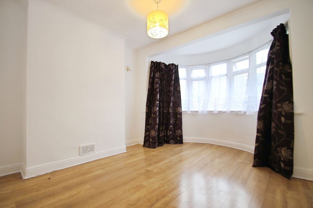 Property photo 2 of 18 Photo 14