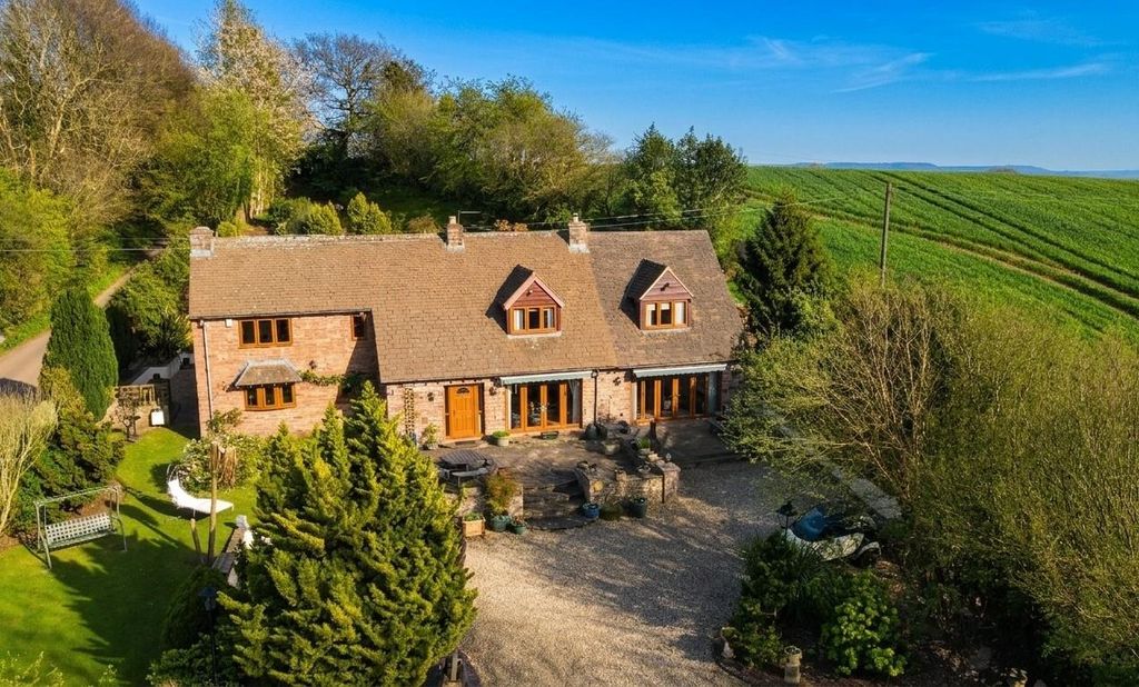 Property photo 1 of 51