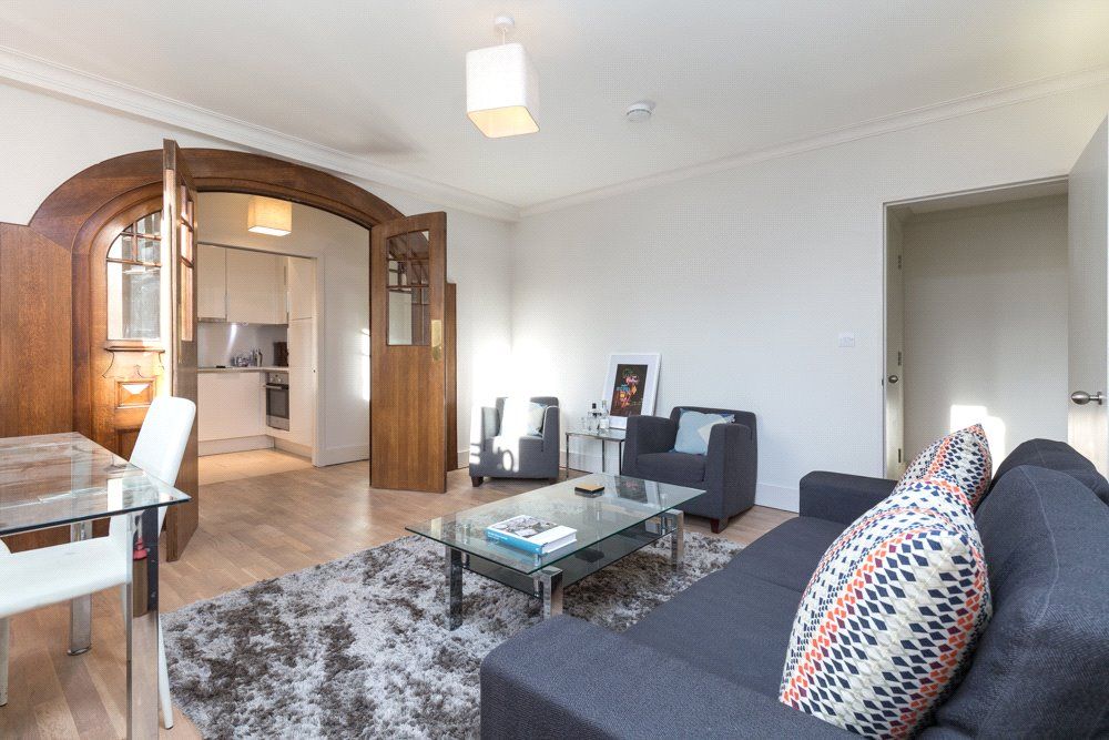 Property photo 2 of 8 Albion Court, E1
