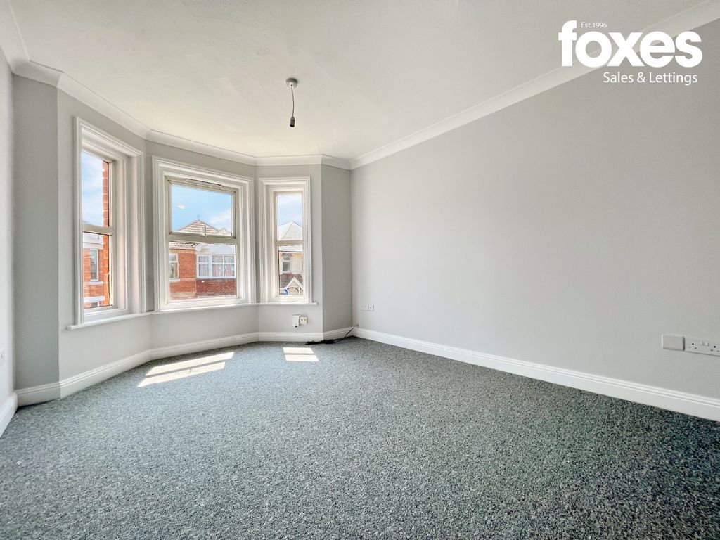 Property photo 2 of 11 2460002