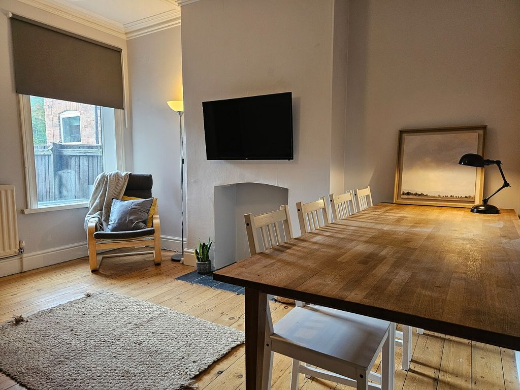 Property photo 1 of 16 4378080