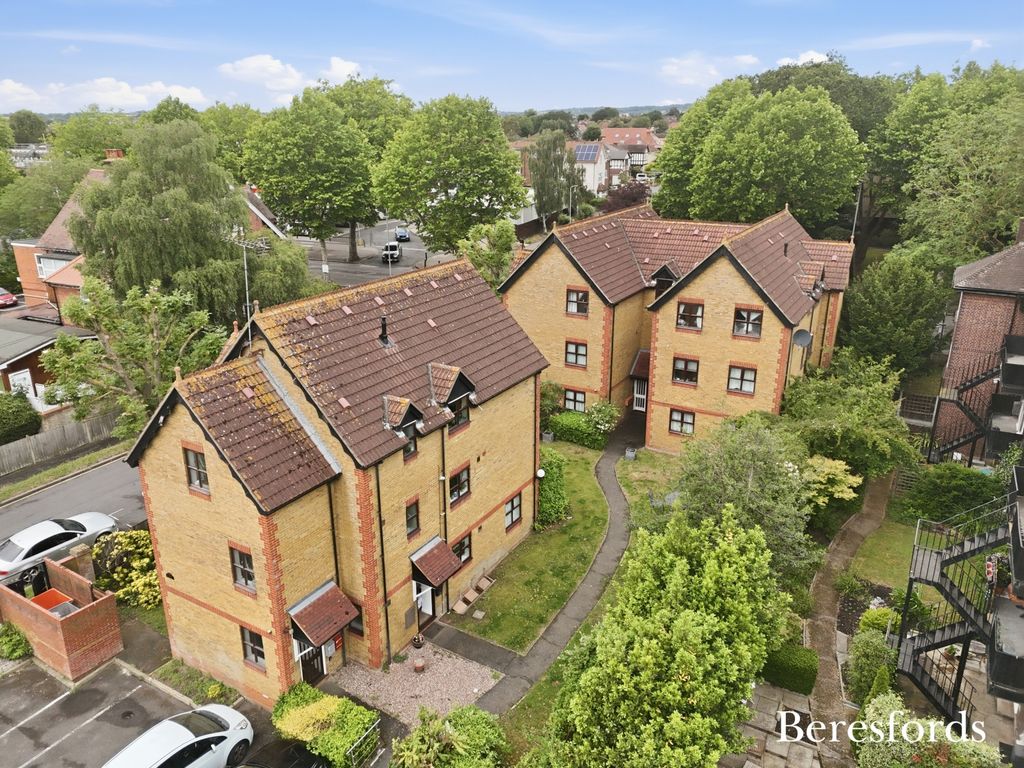 Property photo 1 of 18 Picture No. 02
