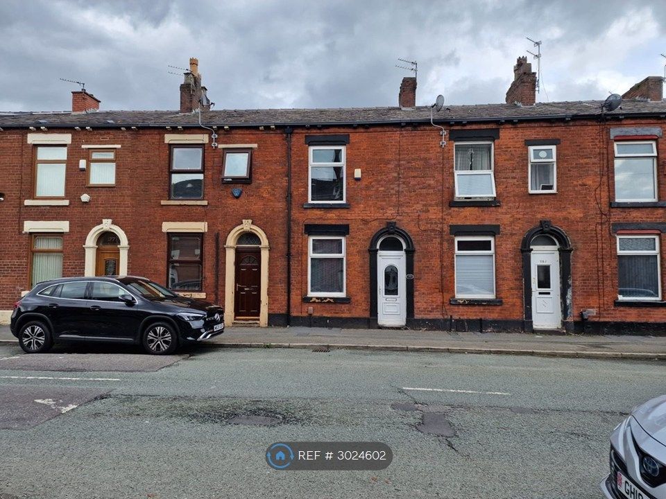 Property photo 2 of 33