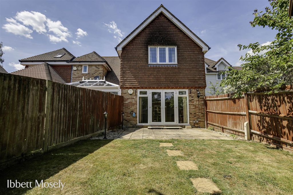 Property photo 3 of 15 16 Back Elevation.Jpg