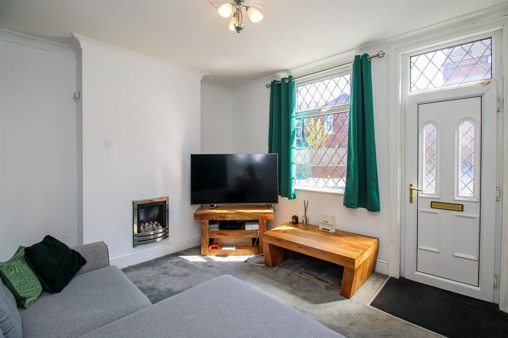 Property photo 3 of 13 Living Room