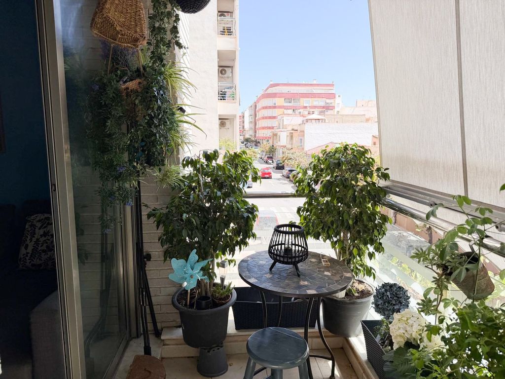 Property photo 1 of 30