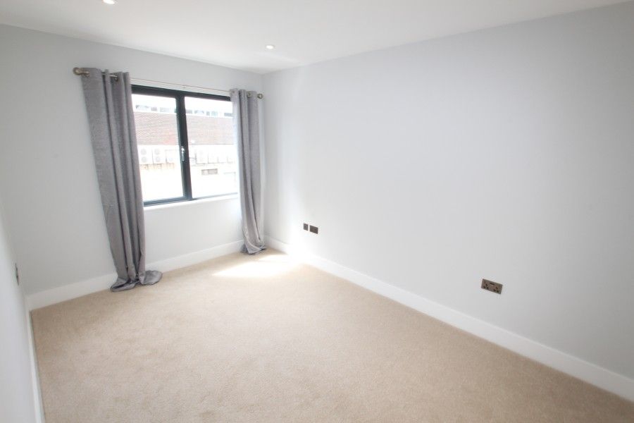 Property photo 3 of 4
