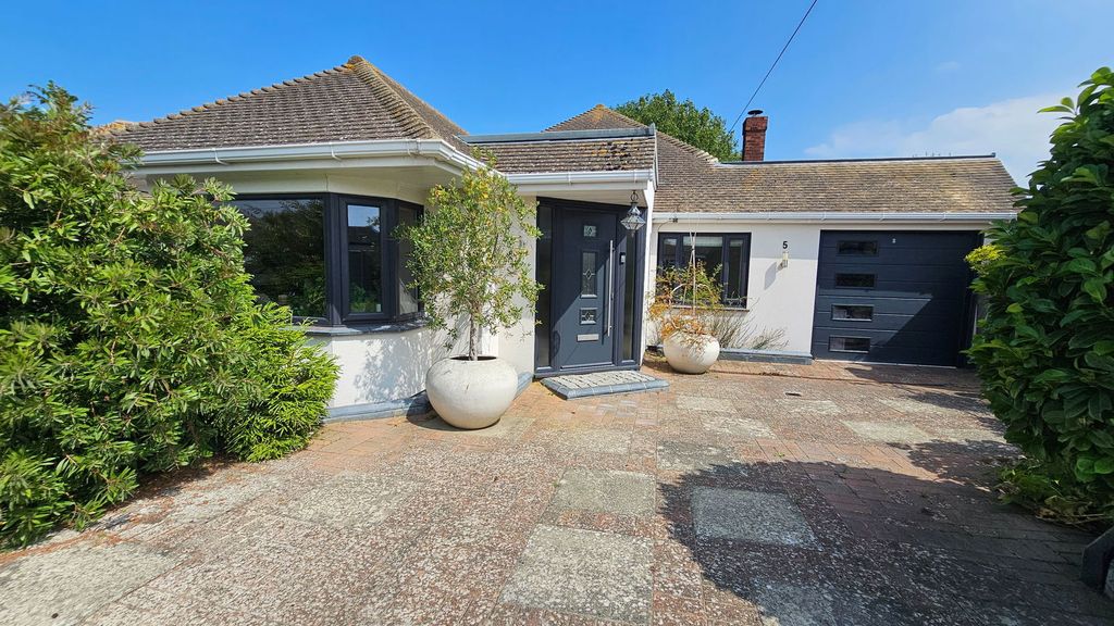 Property photo 1 of 34
