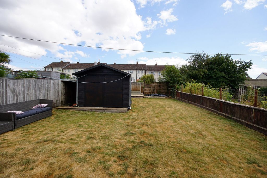 Property photo 3 of 23