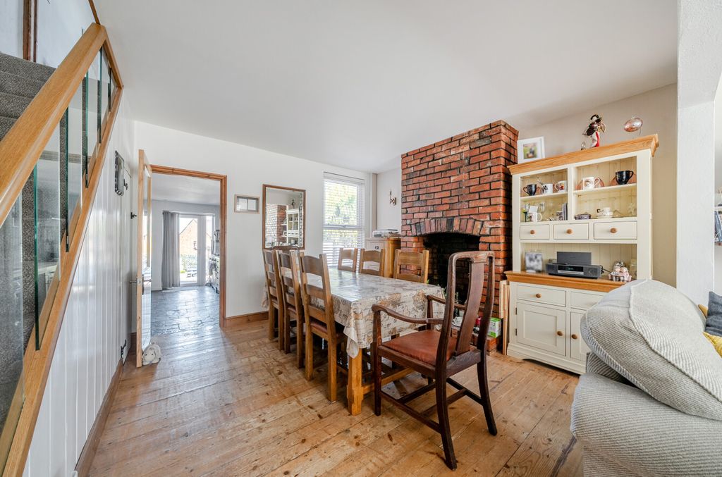 Property photo 3 of 17 176A75Ca32E0E03150299119Fdc177Ff7991817