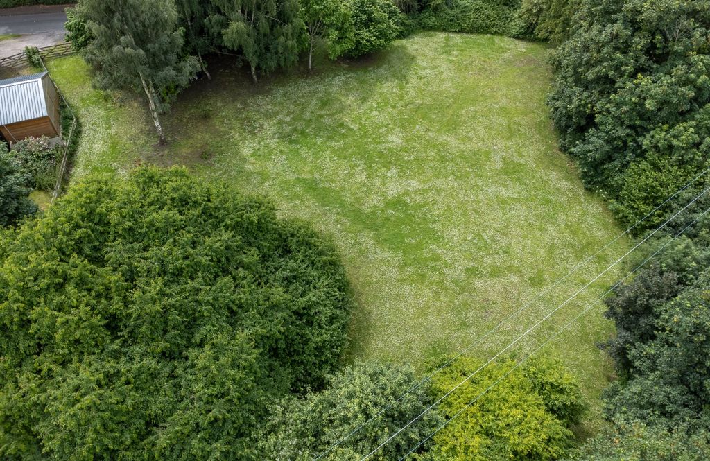Property photo 2 of 6 Land