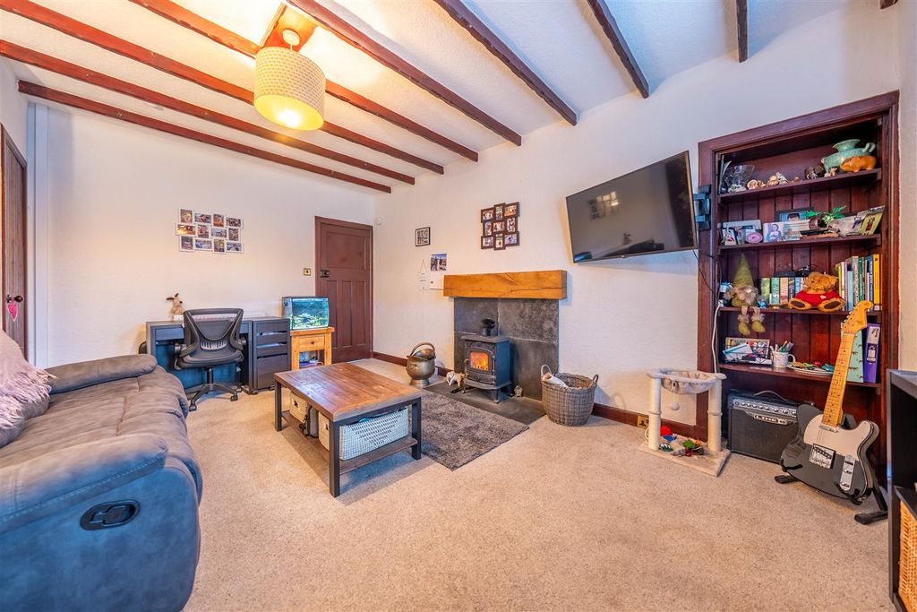 Property photo 3 of 37 Dsc00119-Hdr.Jpg