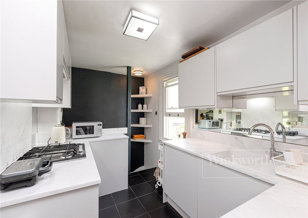 Property photo 3 of 8 Picture No. 05