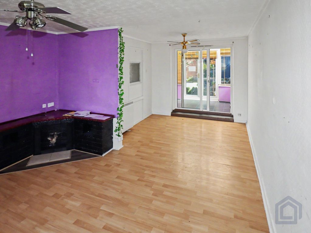Property photo 3 of 22