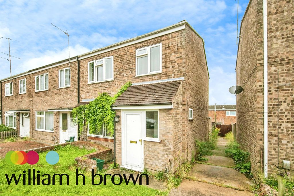 Property photo 1 of 8 Front