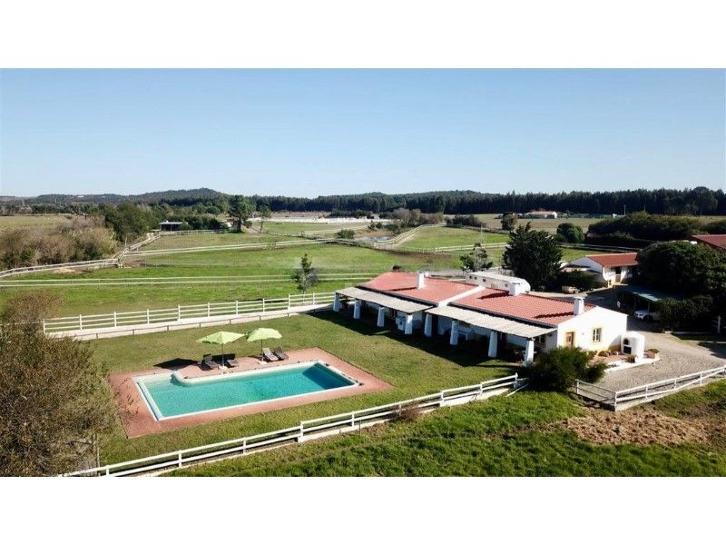 Property photo 2 of 50