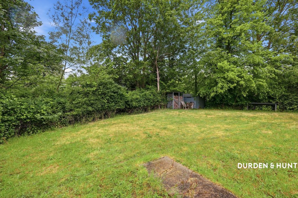 Additional image 13 of 2 bed flat for saleHigh Street, Ongar CM5