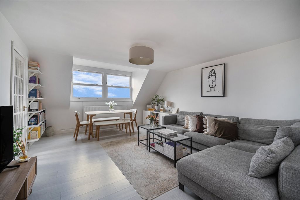 Property photo 2 of 12 Picture No. 19