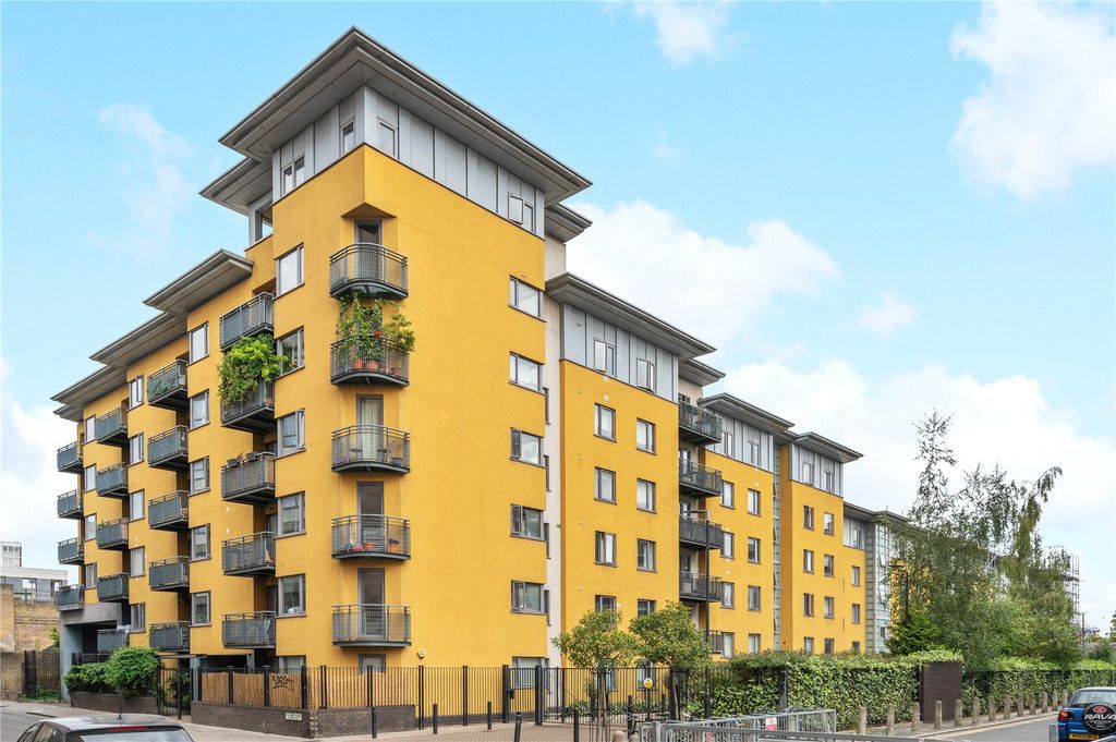 Property photo 2 of 16 Picture No. 40