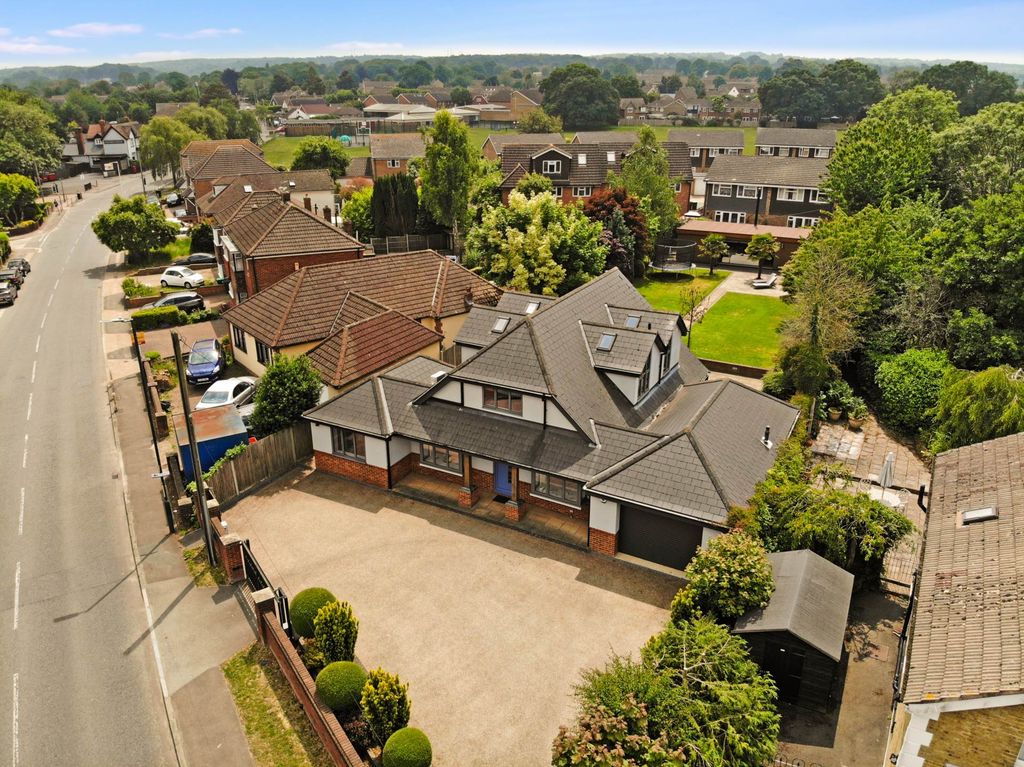 Property photo 1 of 35