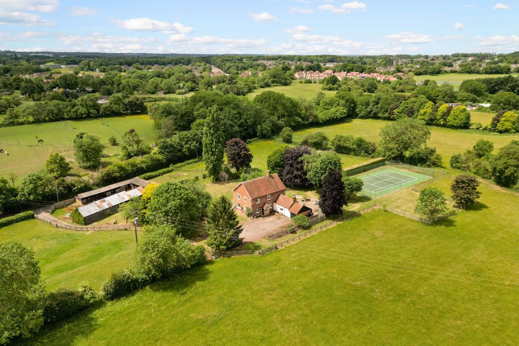 Property photo 2 of 11