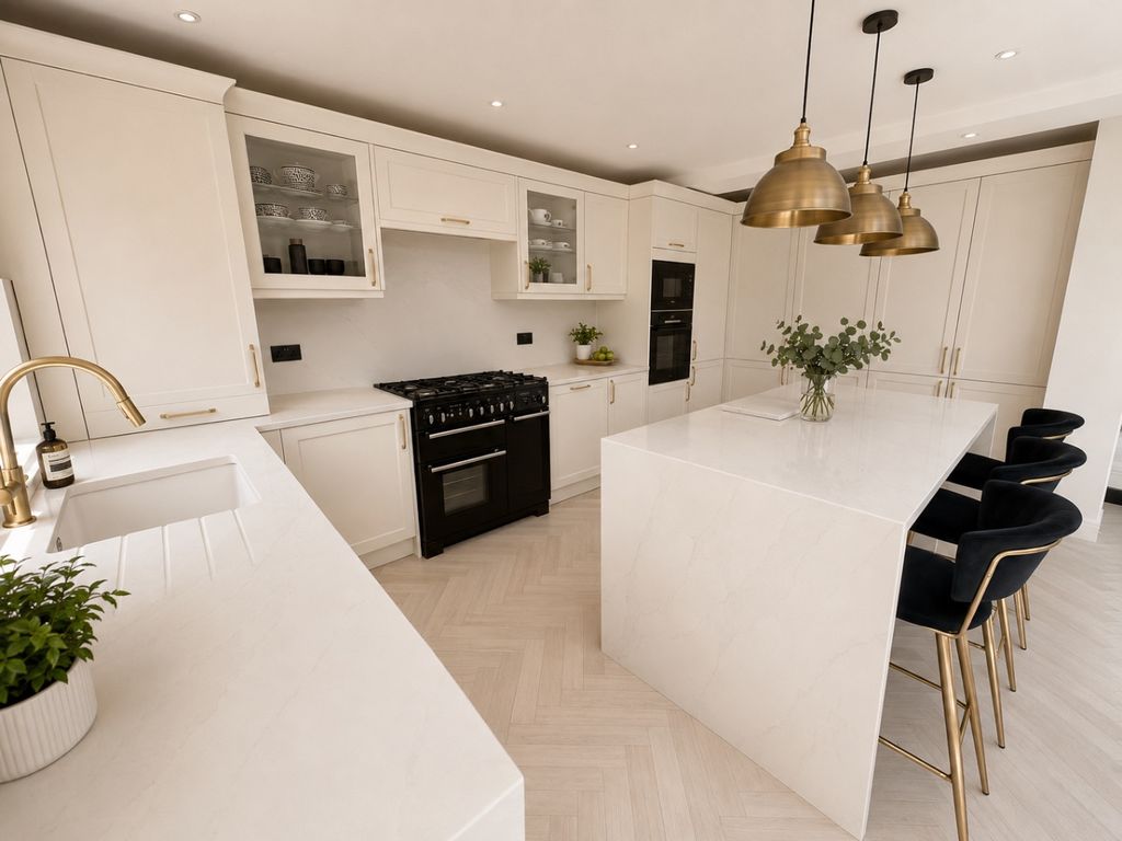 Property photo 3 of 17 5227373