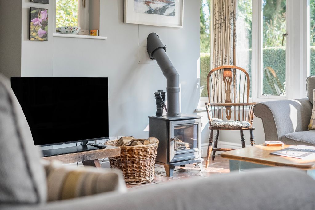 Property photo 3 of 42 1334058-14-689F72E552E32