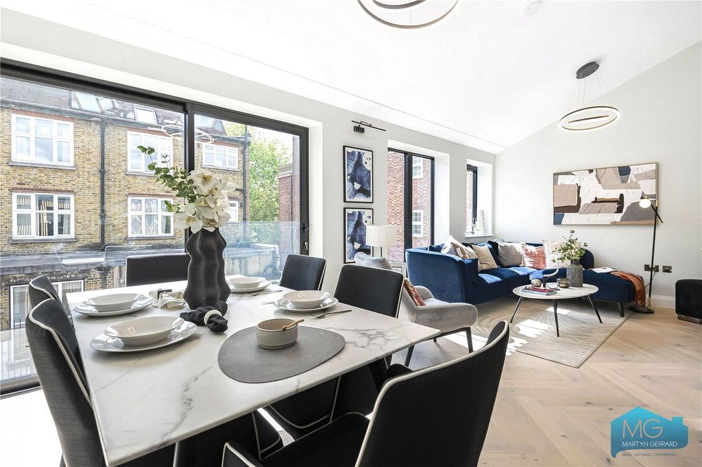 Property photo 3 of 37 Picture No. 27