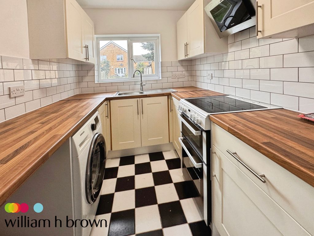 Property photo 2 of 9 View