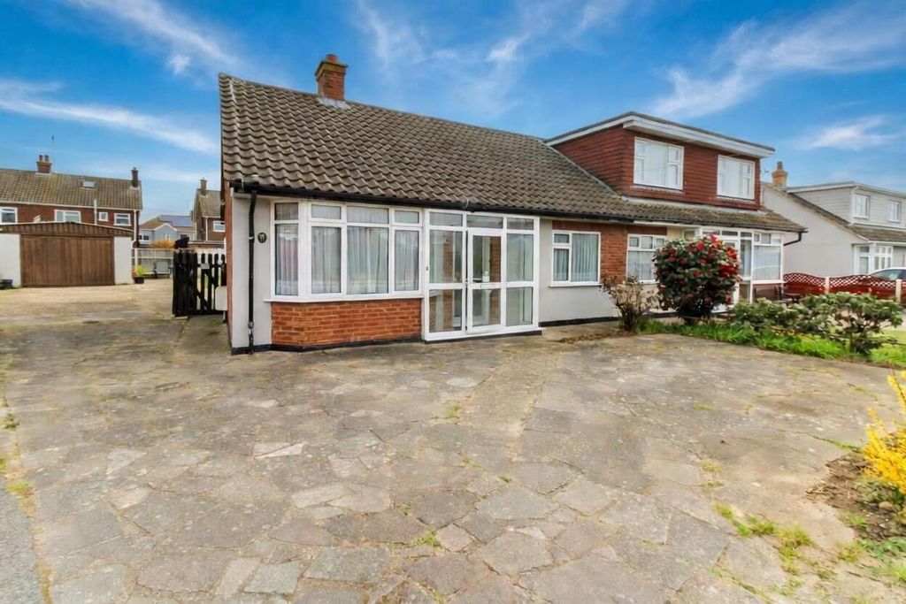 Property photo 2 of 17 Front