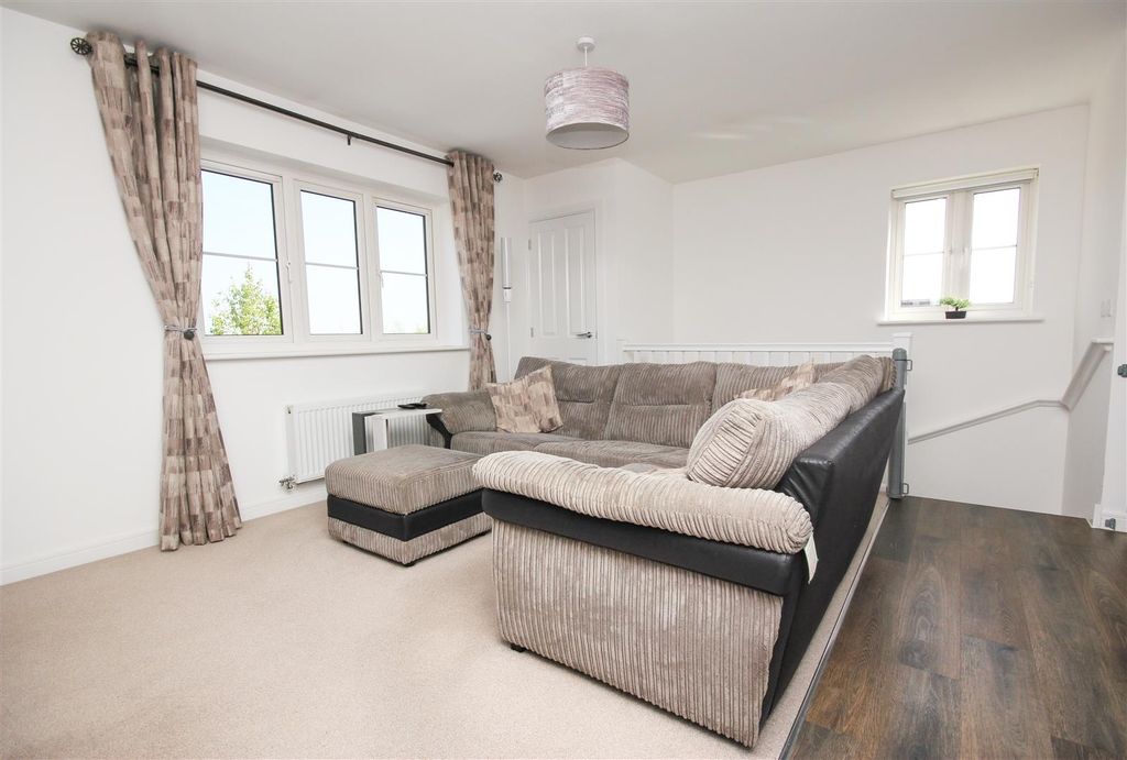 Property photo 3 of 12 Img_4197.Jpg