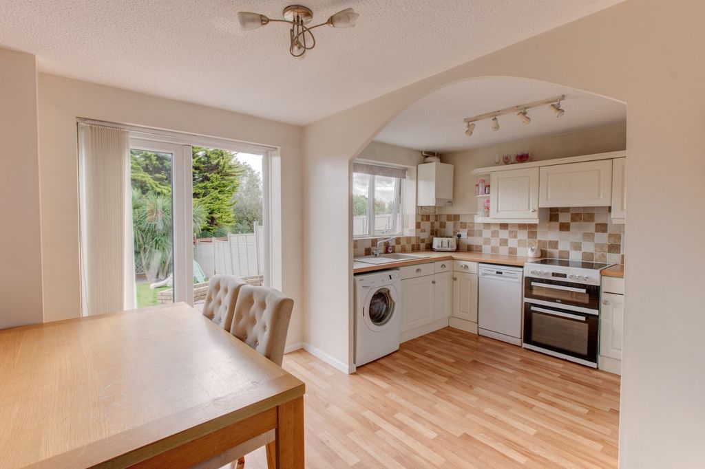 Property photo 3 of 15 Picture No. 07