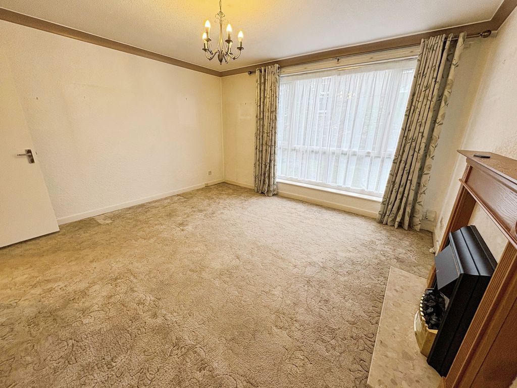 Property photo 3 of 10 Photo 1