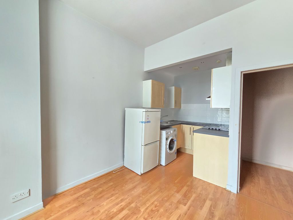 Property photo 3 of 4