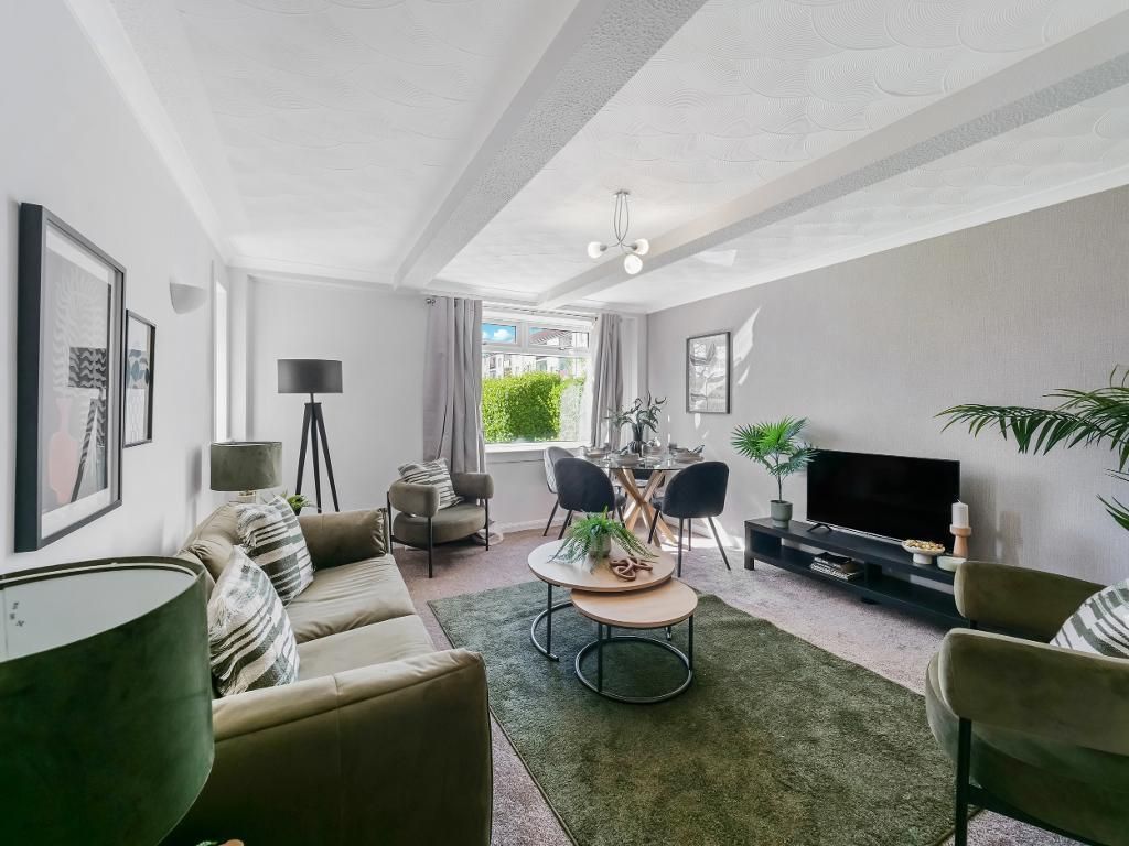 Property photo 2 of 19 Living Room