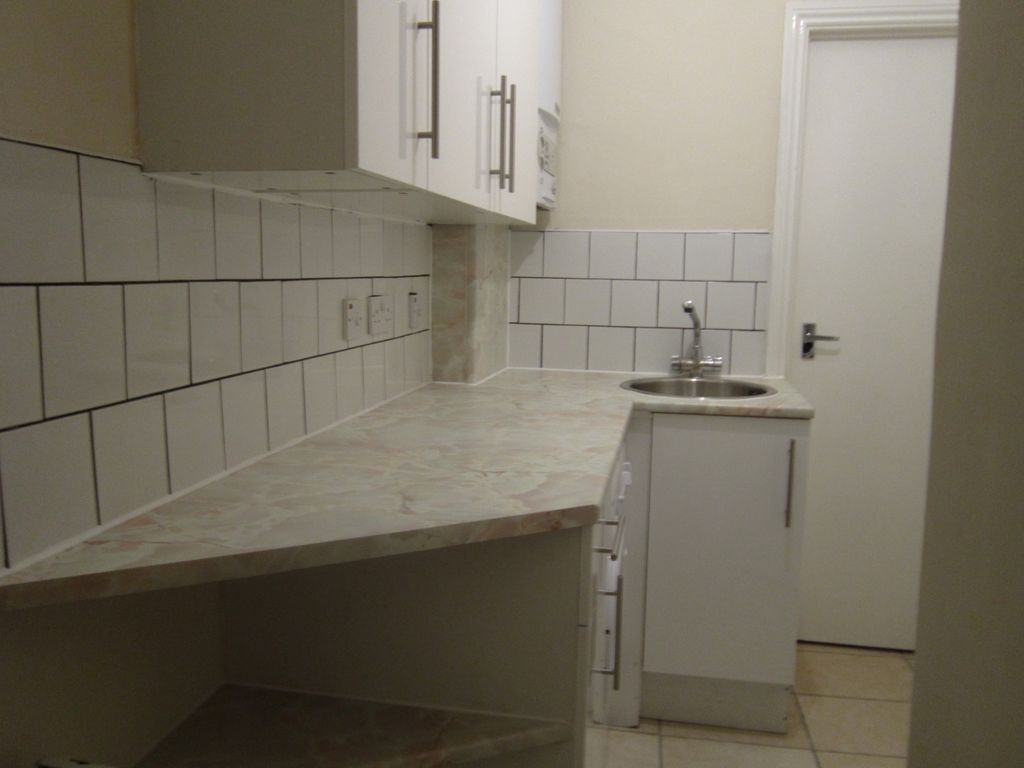Property photo 2 of 5 044