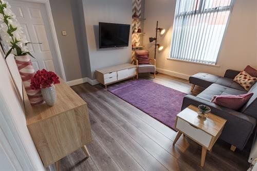 Property photo 2 of 10 5600