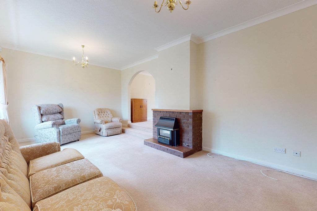 Property photo 3 of 23 5069174