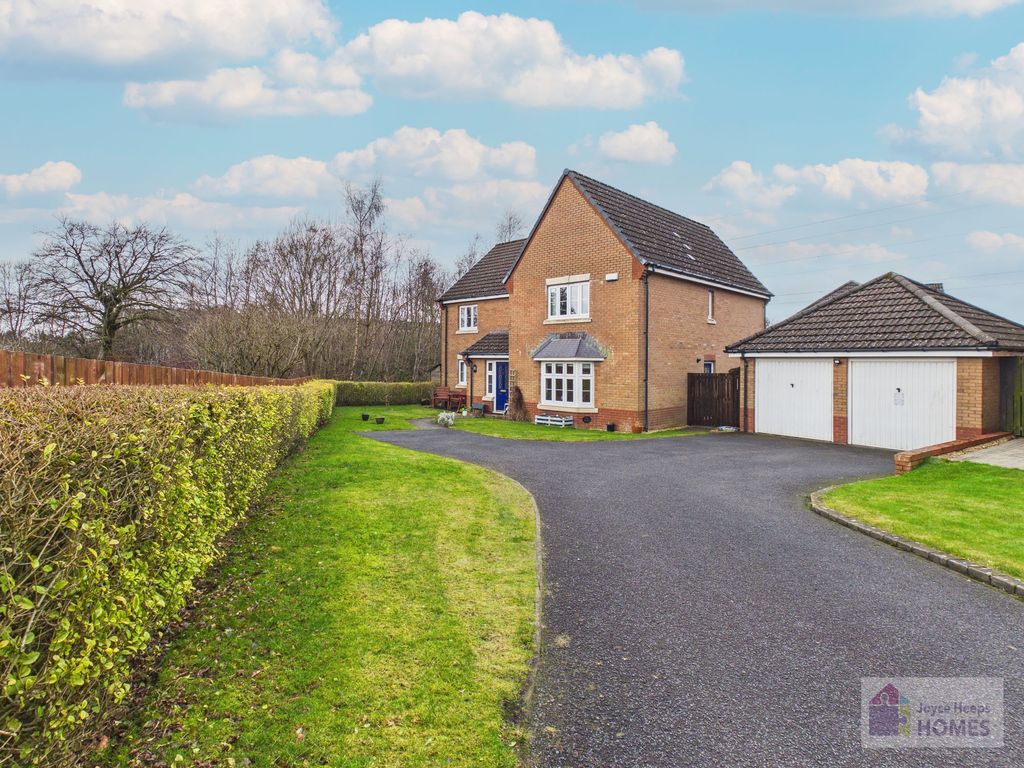 Property photo 1 of 36