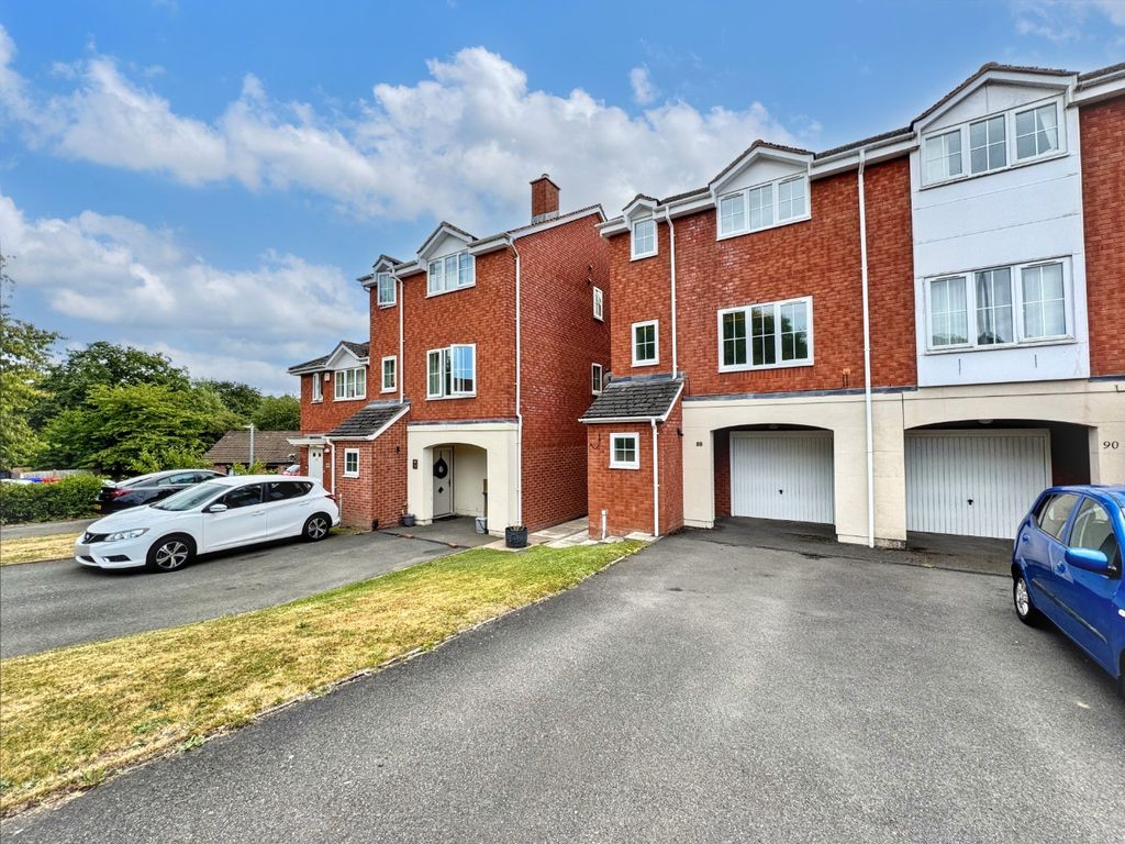 Property photo 1 of 22 4338440