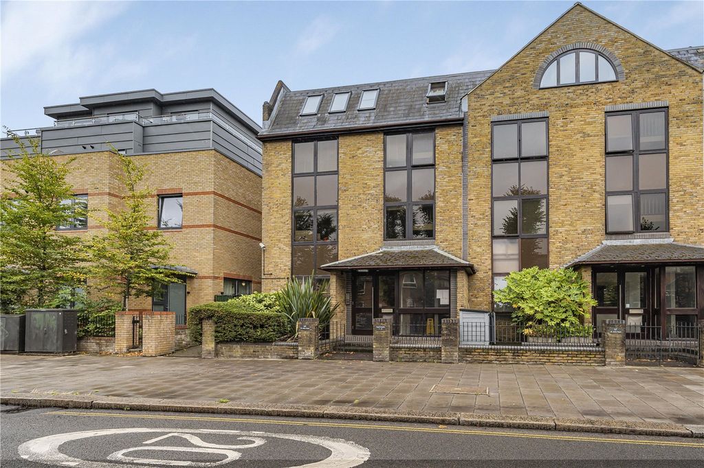 Property photo 1 of 11 Picture No. 02
