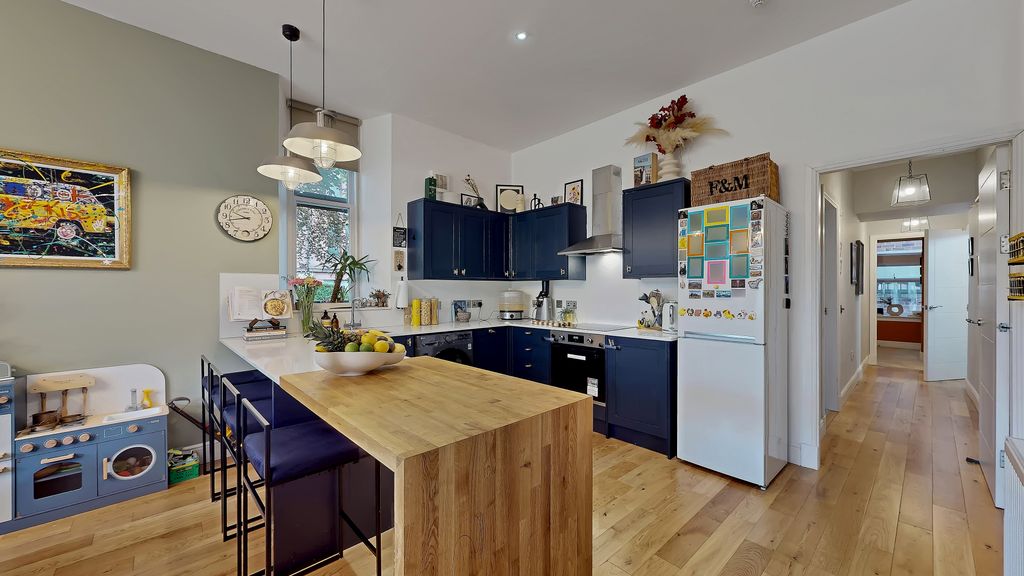 Additional image 9 of 2 bed flat for saleMain Door, Kelvinside Gardens, North Kelvinside G20