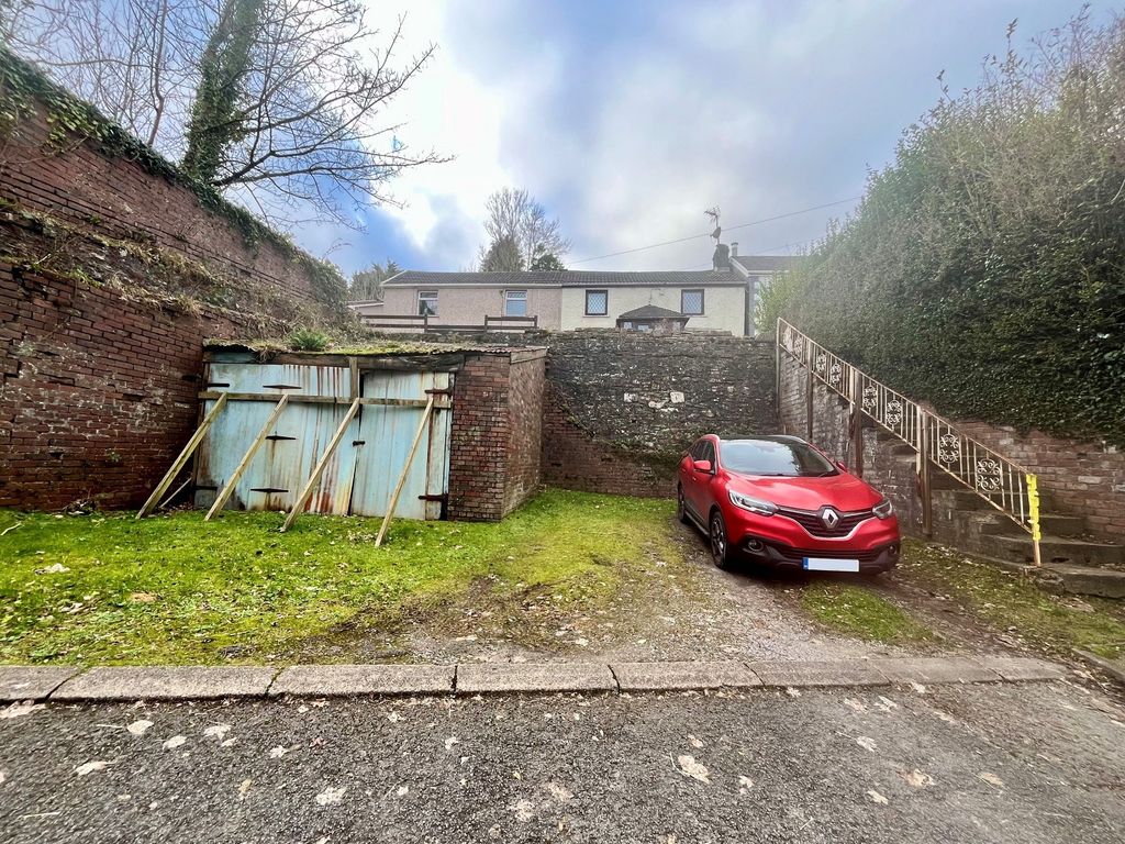 Property photo 1 of 2 Main Image